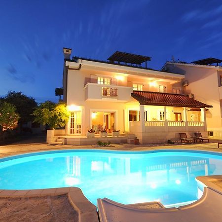 Apartments Villa Marnii Kožino Eksteriør bilde