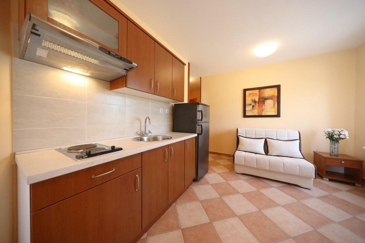 Apartments Villa Marnii Kožino Eksteriør bilde